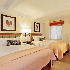 Elite Suite Two Queen Beds